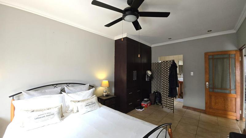 2 Bedroom Property for Sale in Gateway Manor North West